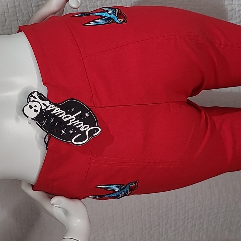 Sourpuss Sugar Pie Capri Red Swallow